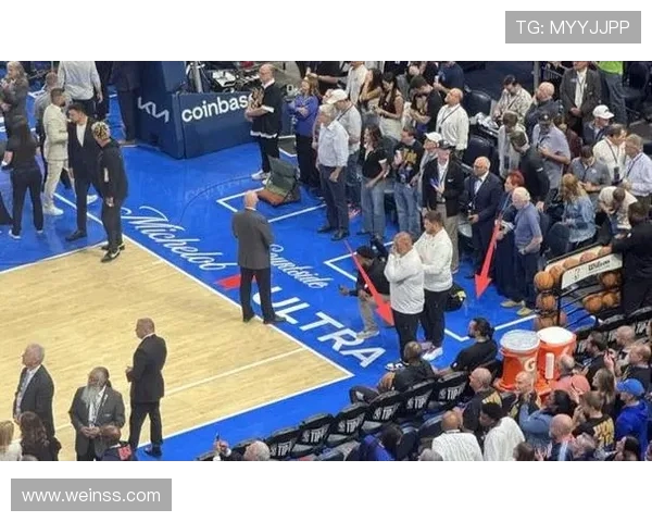 申京 39+11+7 背后：女友现场助威，大长腿女神成动力